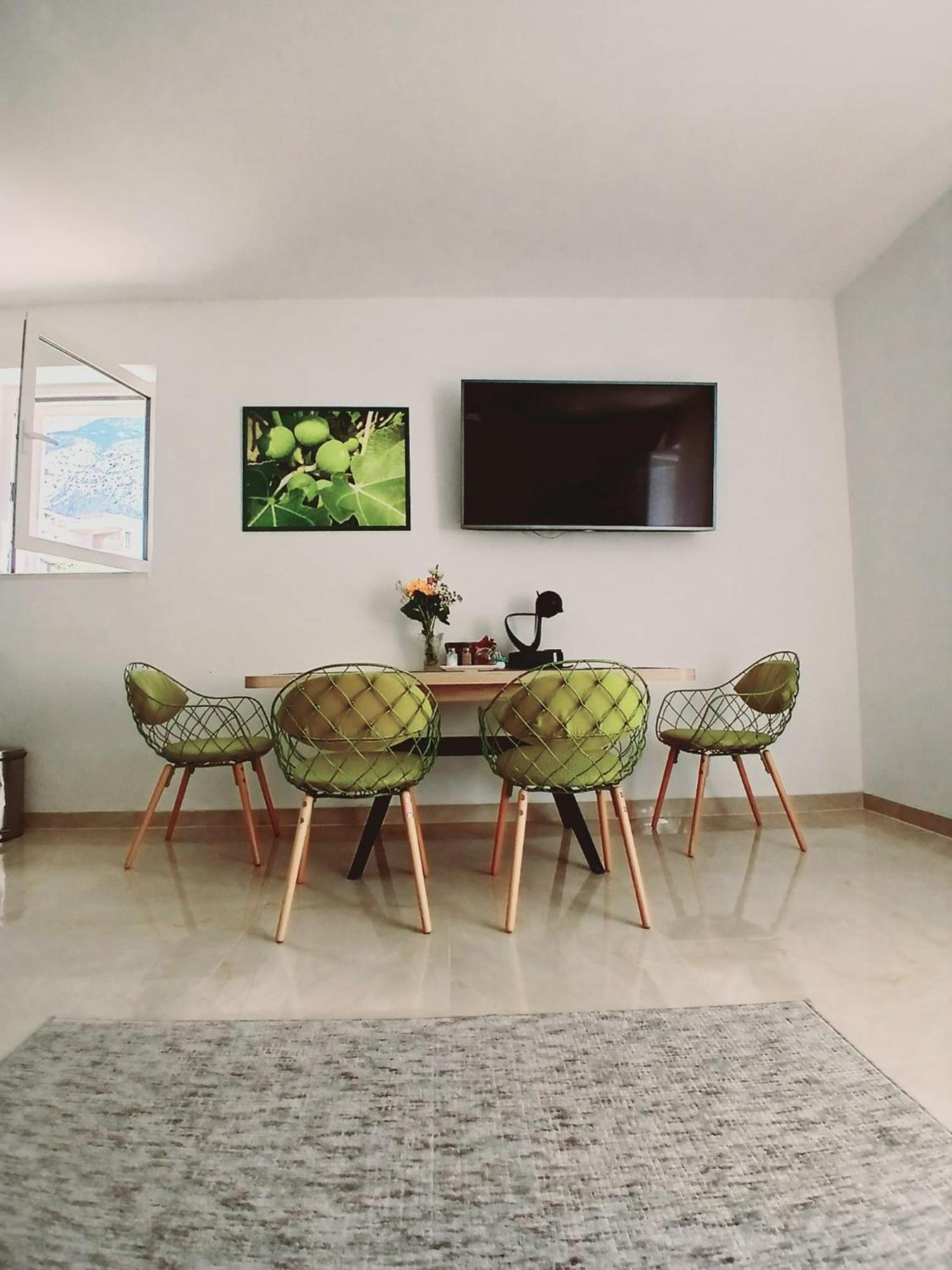 Apartmani Kike มาคาร์สกา ภายนอก รูปภาพ
